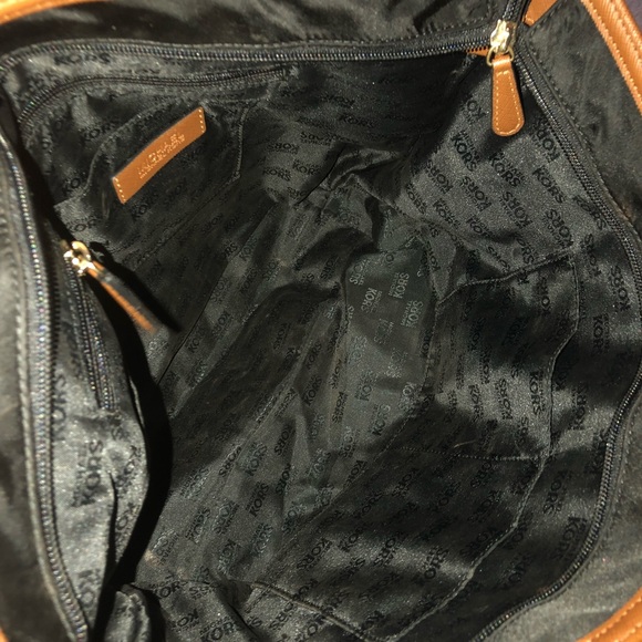 Michael Kors Mantauk black Nylon Top Zip Tote - Picture 4 of 5
